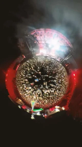 Instagram post from babelproducoes. This post is in position 12.