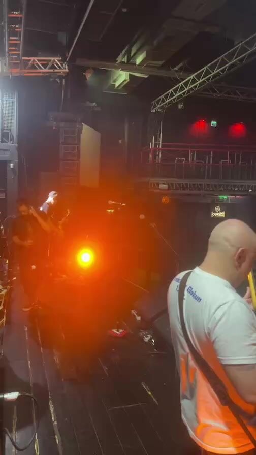 Instagram post from babelproducoes. This post is in position 17.